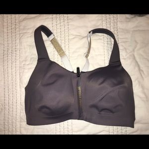 VS Incredible Knockout Ultra Max 34DD